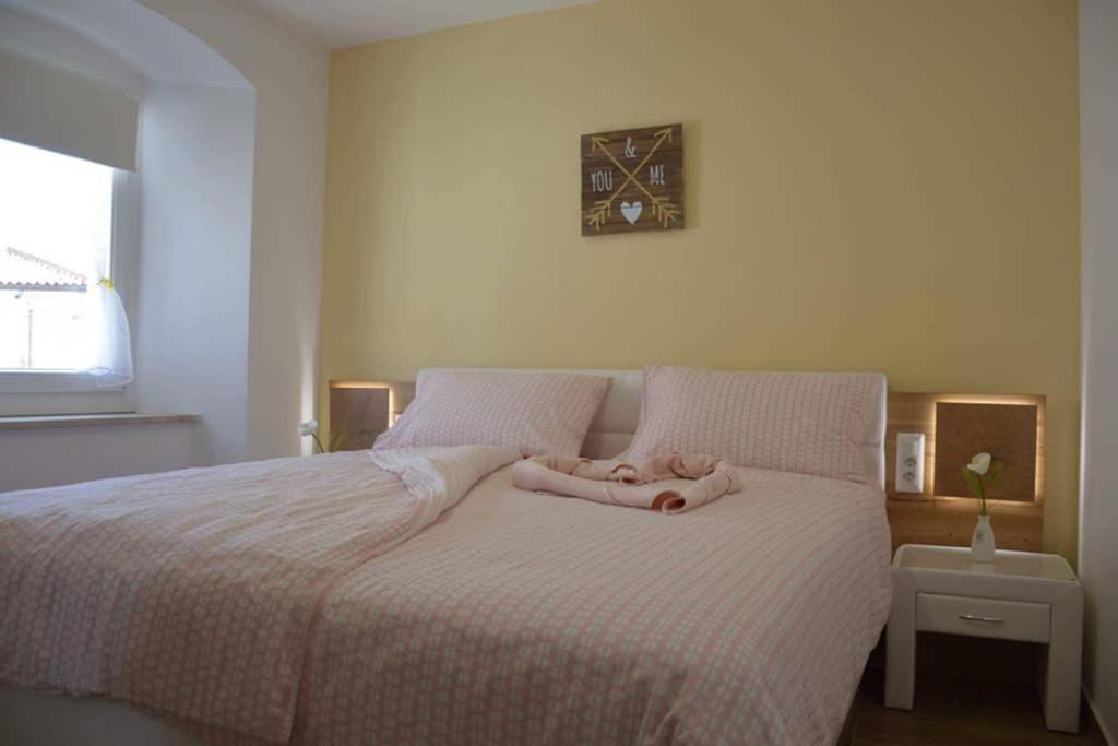 Old Town Apartment Popovic فيرسار المظهر الخارجي الصورة