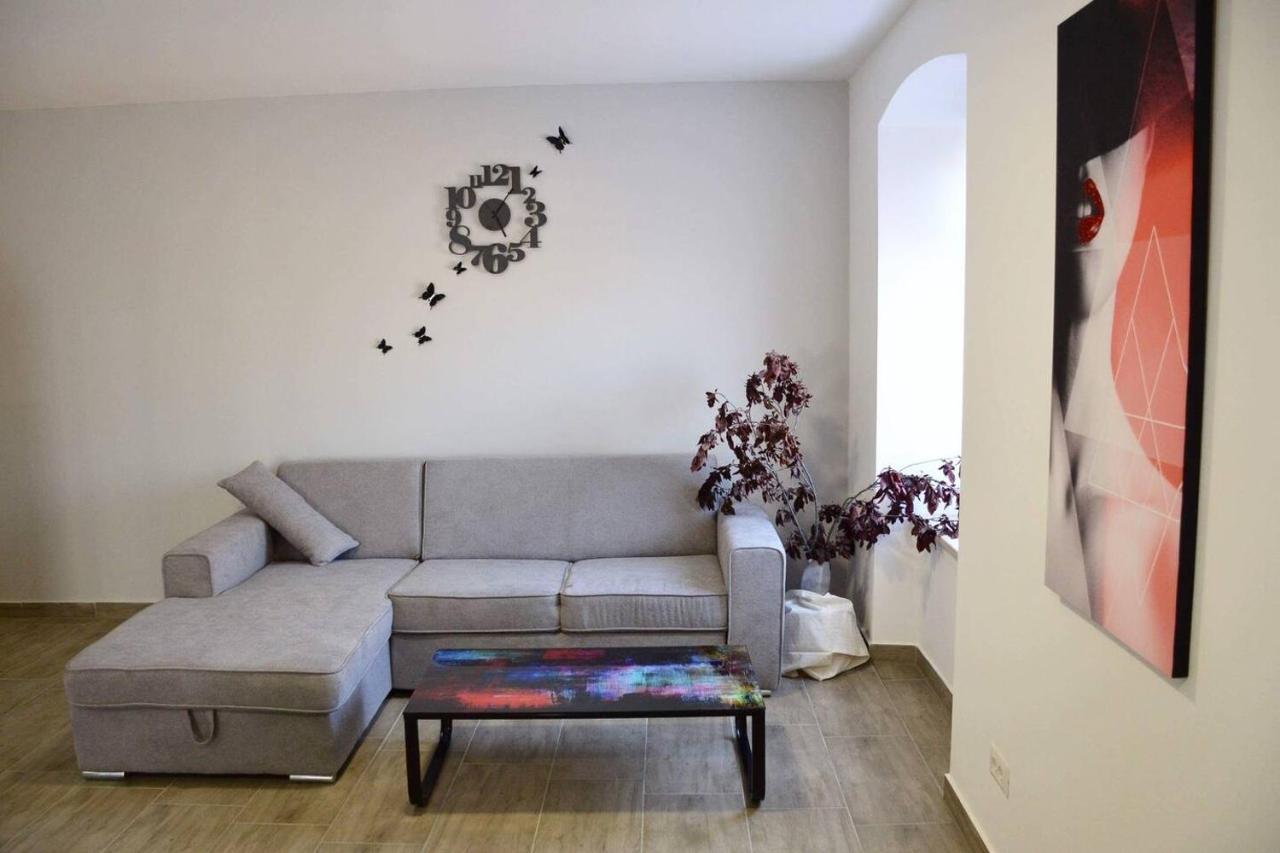 Old Town Apartment Popovic فيرسار المظهر الخارجي الصورة