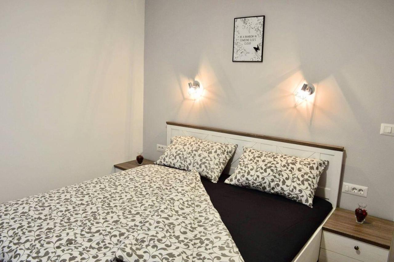 Old Town Apartment Popovic فيرسار المظهر الخارجي الصورة