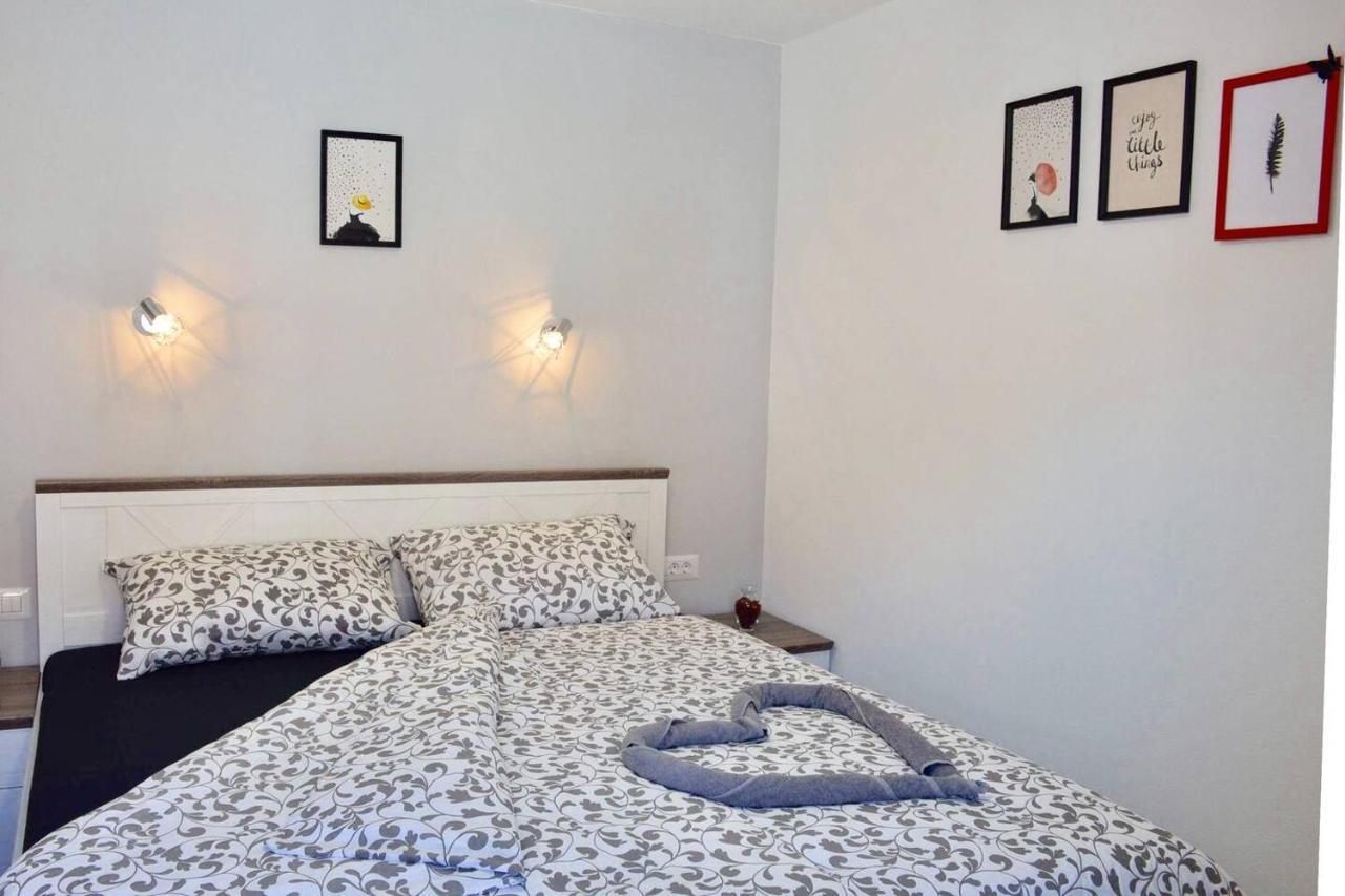Old Town Apartment Popovic فيرسار المظهر الخارجي الصورة